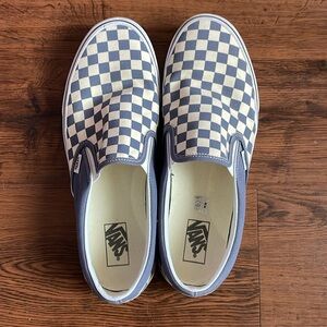 Men’s checker board vans